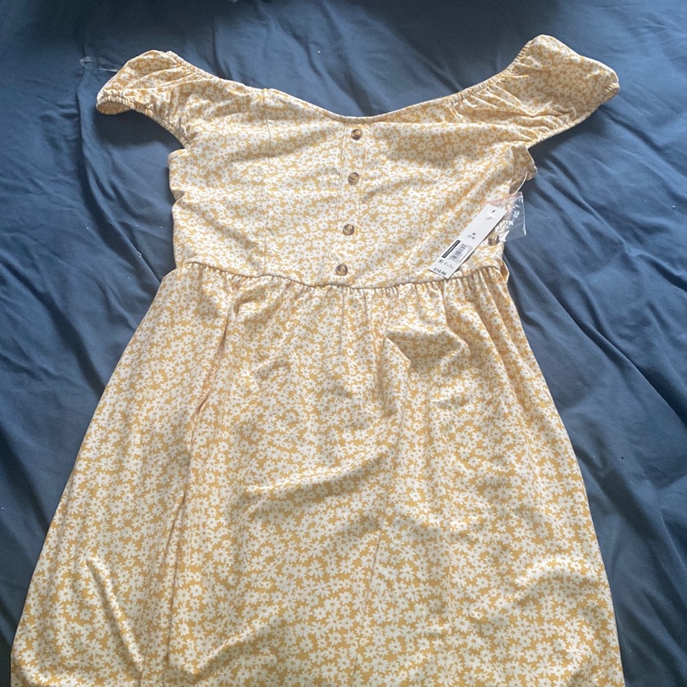 No boundaries dress, yellow with white flowers, S: M